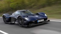 Собственик съди Aston Martin - колата им била „опасна за живота“